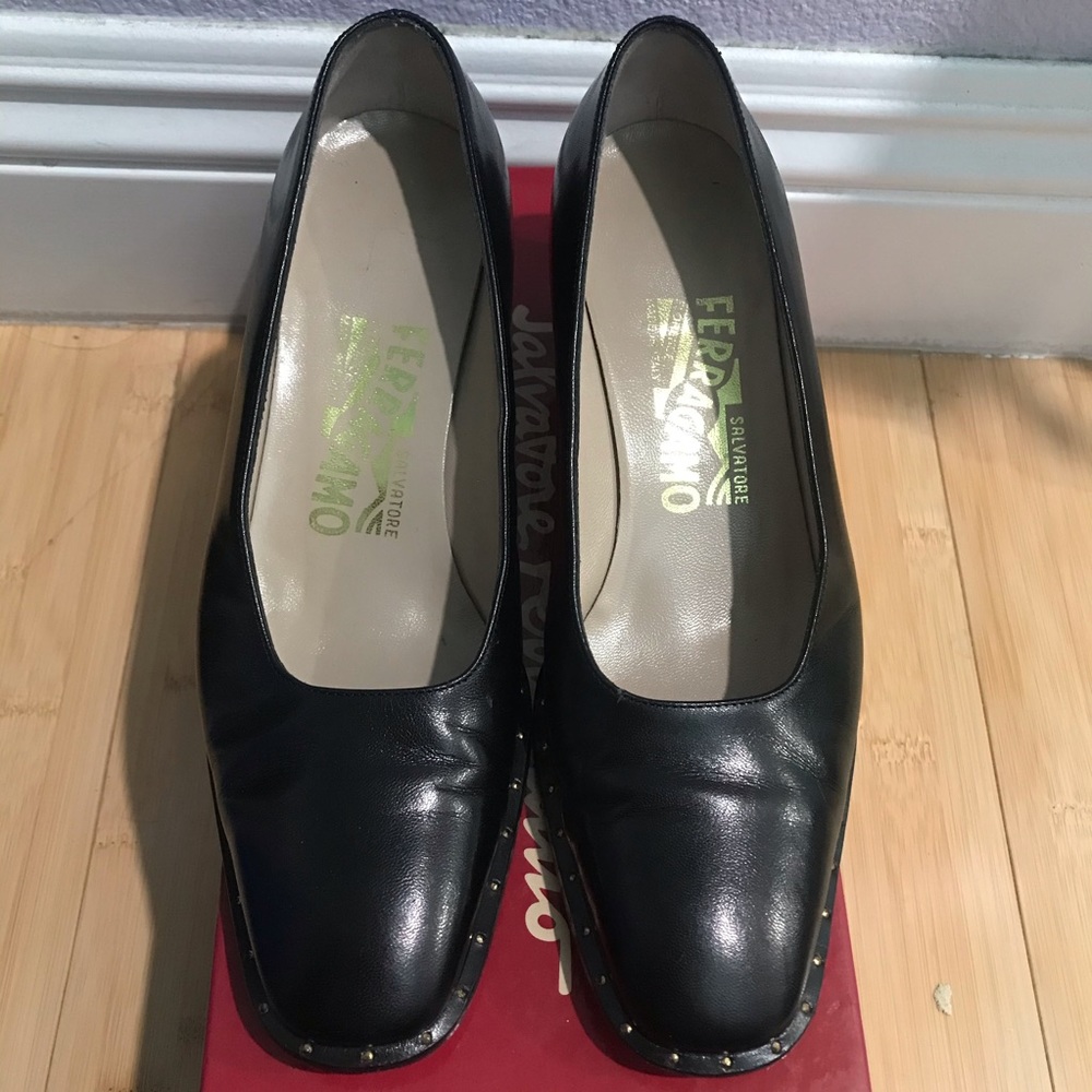 Salvatore Ferragamo Black Leather Chicago Heels